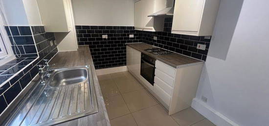 3 bed terraced house to rent