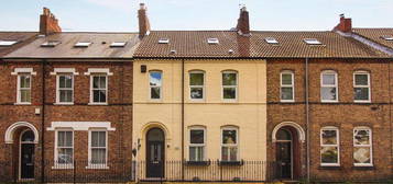 5 bedroom terraced house for sale