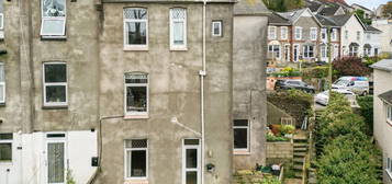 Flat to rent in Princes Road East, Torquay TQ1