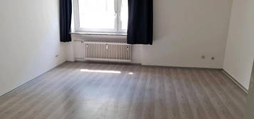 Wohnung in Kaiserslautern, 1 Zimmer, Küche, Bad