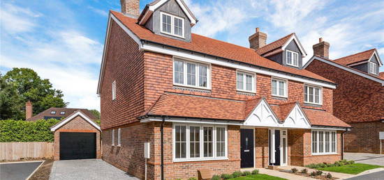 Semi-detached house to rent in Walnut Tree Gardens, West Horsley, Leatherhead KT24