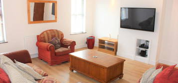 4 bed shared accommodation to rent