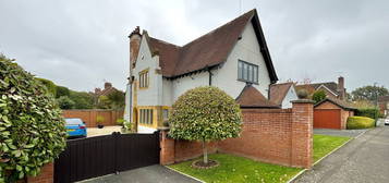 5 bed detached house for sale