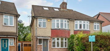 5 bedroom semi-detached house for sale