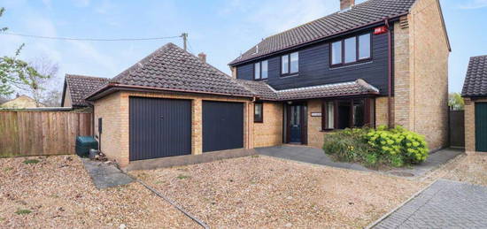 4 bedroom detached house