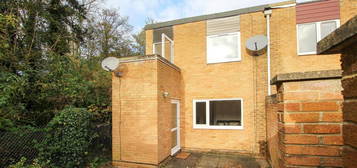 2 bed end terrace house to rent