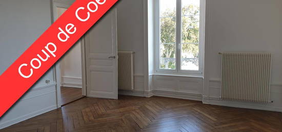 Location appartement 4 pièces 110 m²