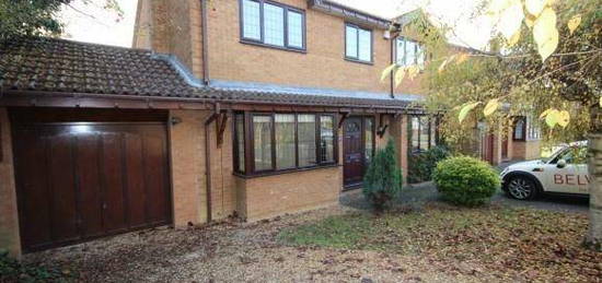 4 bedroom detached house