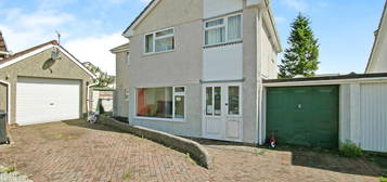 4 bed detached house for sale