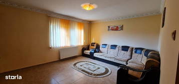 Apartament 3 camere