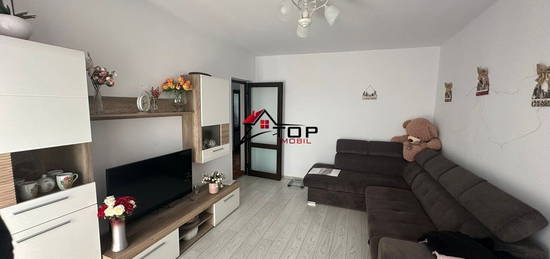 Apartament 3 camere decomandat, Podu Ros - Sens Giratoriu