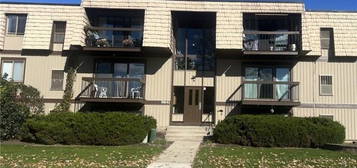 9841 Sunrise Blvd Unit N23, North Royalton, OH 44133