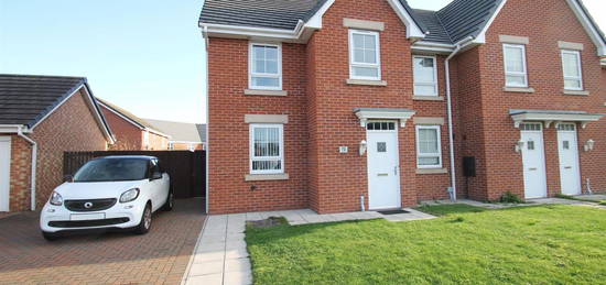 End terrace house to rent in Thorntree Road, Thornaby TS17