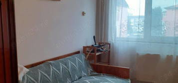 Vanzare apartament 3 camere Targoviste