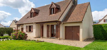 Maison 1 étage  à vendre, 6 pièces, 4 chambres, 105 m²