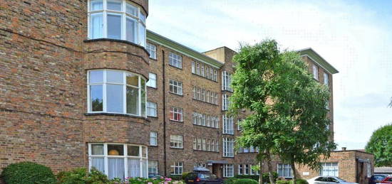 Flat to rent in The Lawns, Lee Terrace, London SE3