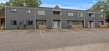 1505 W 25th Ct Apt B12, Lawrence, KS 66046