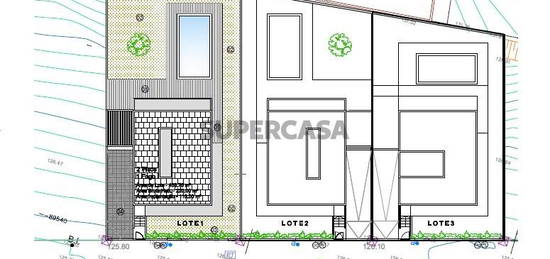 Moradia T5 NOVA com piscina | Loures