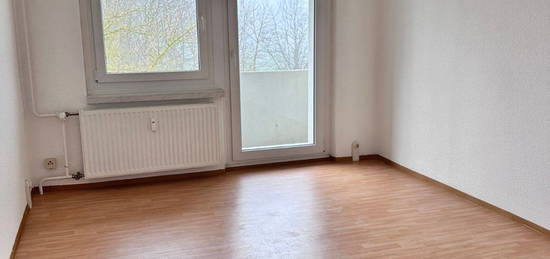 reserviert !! // tolle 3 Zimmer Wohnung im 2. OG //