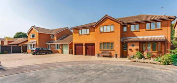 5 bedroom detached house for sale