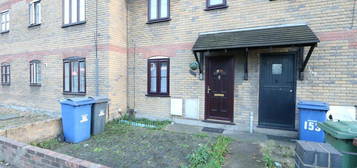 2 bedroom terraced house