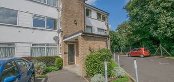 2 bed flat to rent