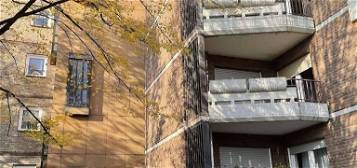 WWS - Innenstadtwohnung mit Balkon und Aufzug WBS erforderlich -