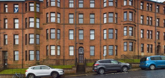 Flat to rent in Belville Street, Greenock PA15