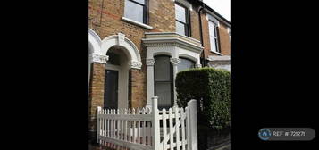 3 bedroom terraced house