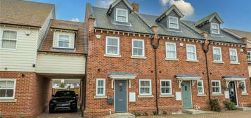 3 bedroom terraced house for sale