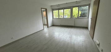 Location appartement 4 pièces 75 m²