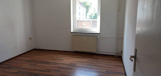 Seltene Erdgeschoss Wohnung in Helmstedt. 2 Monate kaltmietfrei zum selber renovieren!