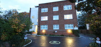 3 bedroom ground floor flat