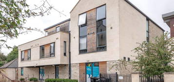 1 bedroom ground floor flat to rent