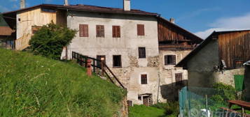 Porzione di edificio in centro storico