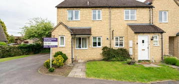 3 bedroom semi-detached house