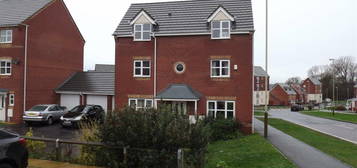 4 bedroom detached house