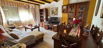 Casa adosada en venta en San García