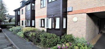 2 bed flat to rent