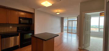 907 - 33 COX BOULEVARD, Markham (Unionville), Ontario