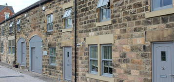 Mews house to rent in Devonshire Mews, Harrogate HG1