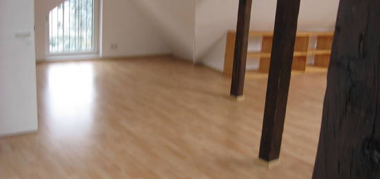 Repräsentative Maisonettewohnung in Stilaltbau Nähe Kurpark