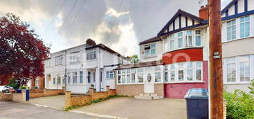 4 bed semi-detached house for sale