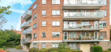 Flat for sale in Surrey Road, Bournemouth, Dorset BH4