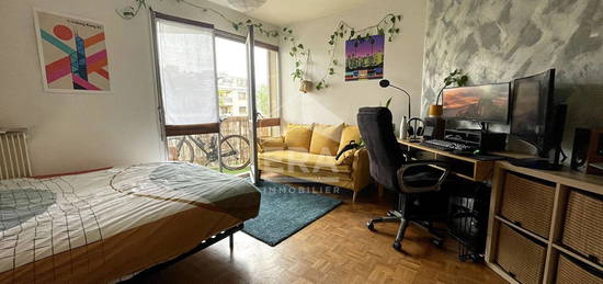 Studio  à vendre, 1 pièce, 25 m², Étage 3/6