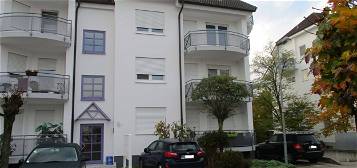 2-Zimmer-Dachgeschosswohnung mit Balkon und Einbauküche in Sandhausen