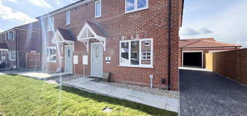 3 bedroom semi-detached house