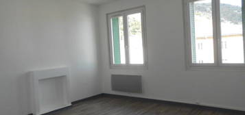 Location appartement 4 pièces 76 m²