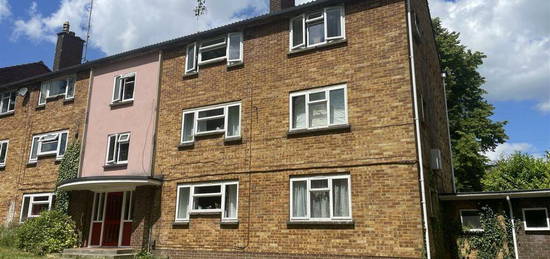 2 bedroom ground floor flat for sale