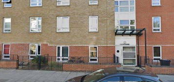 2 bed flat to rent